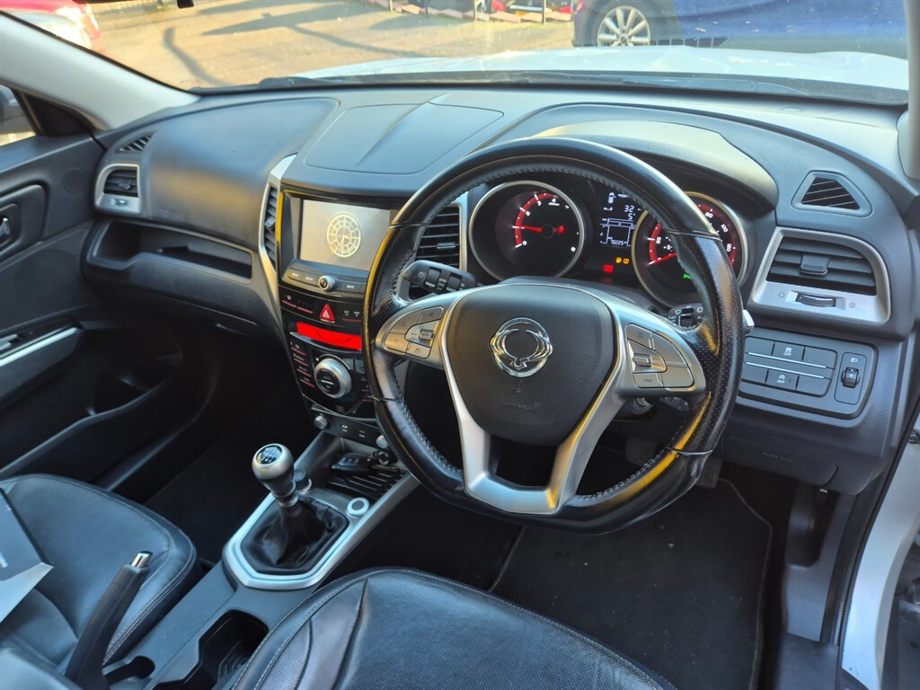 Used Ssangyong Tivoli 2015 for sale - 75934891: Photo 9