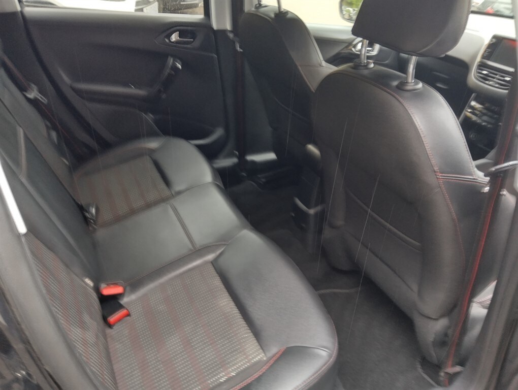 Used Peugeot 208 2015 for sale - 77848327: Photo 10