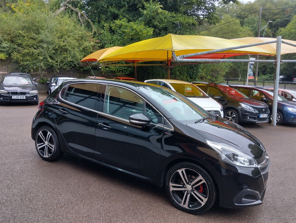 Used Peugeot 208 2015 for sale - 77848327: Photo 5