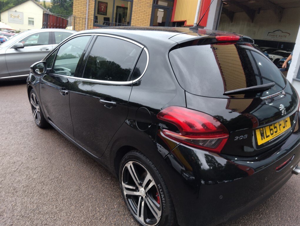 Used Peugeot 208 2015 for sale - 77848327: Photo 6