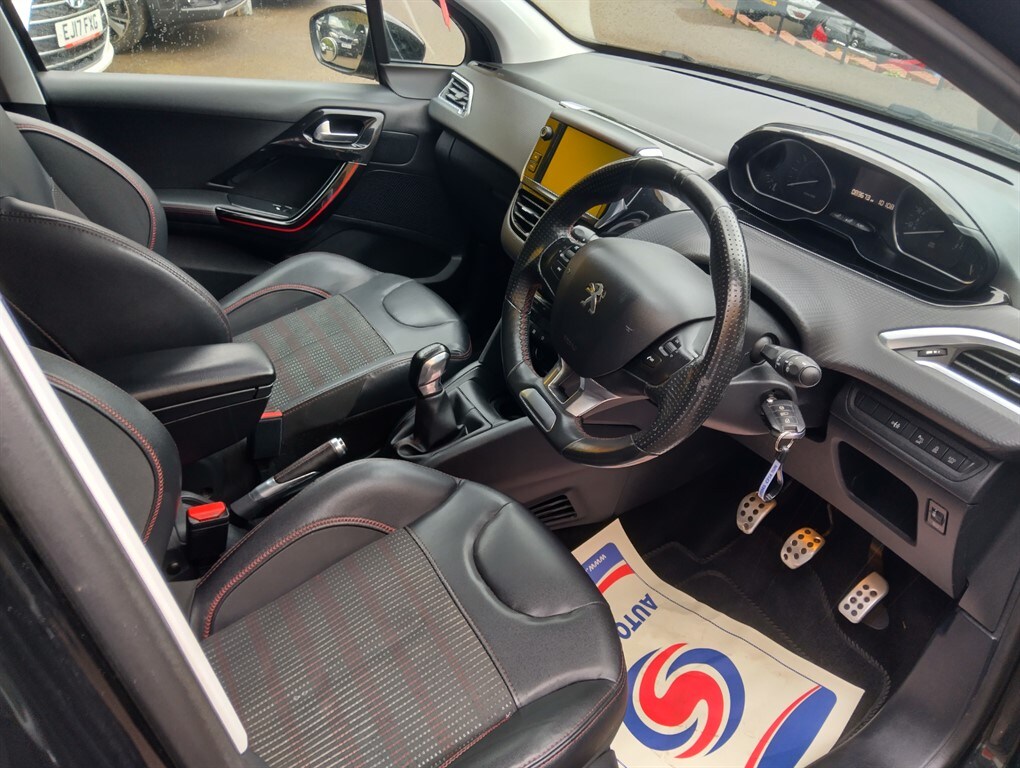 Used Peugeot 208 2015 for sale - 77848327: Photo 9