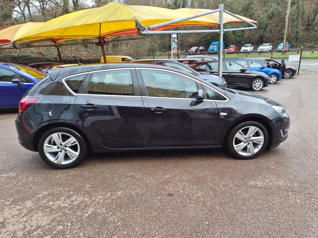 Used Vauxhall Astra 2015 for sale - 77607267: Photo 4