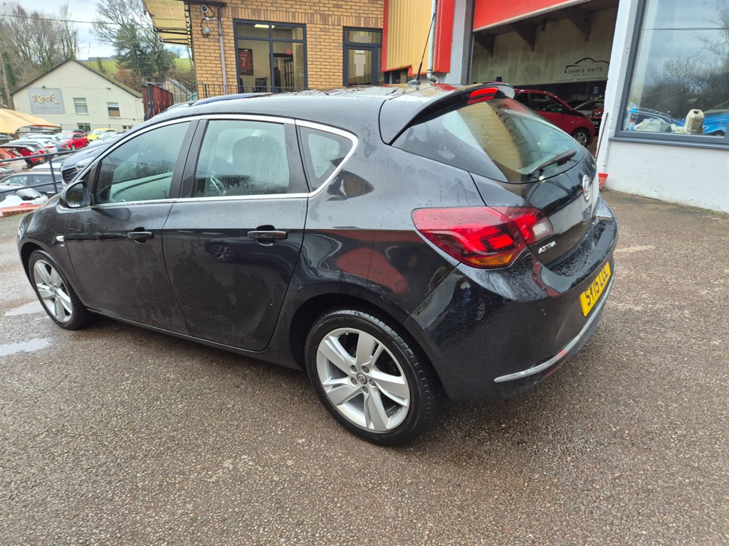Used Vauxhall Astra 2015 for sale - 77607267: Photo 8