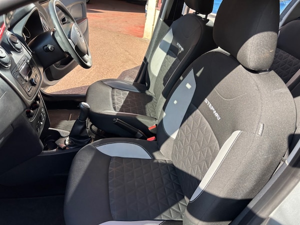 Used Dacia Sandero 2014 for sale - 73938113: Photo 17