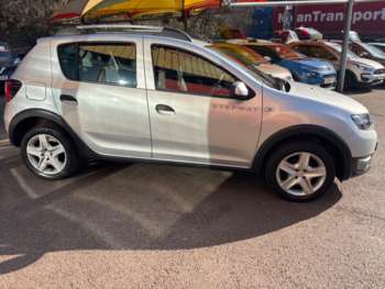 Used Dacia Sandero 2014 for sale - 73938113: Photo