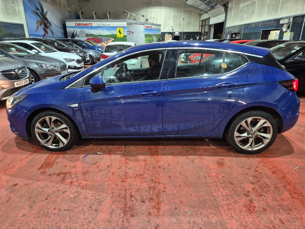 Used Vauxhall Astra 2018 for sale - 76580405: Photo 1