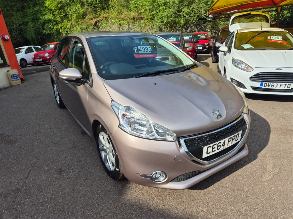 Used Peugeot 208 2014 for sale - 77336120: Photo 3