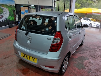 Used Hyundai i10 2011 for sale - 75922178: Photo
