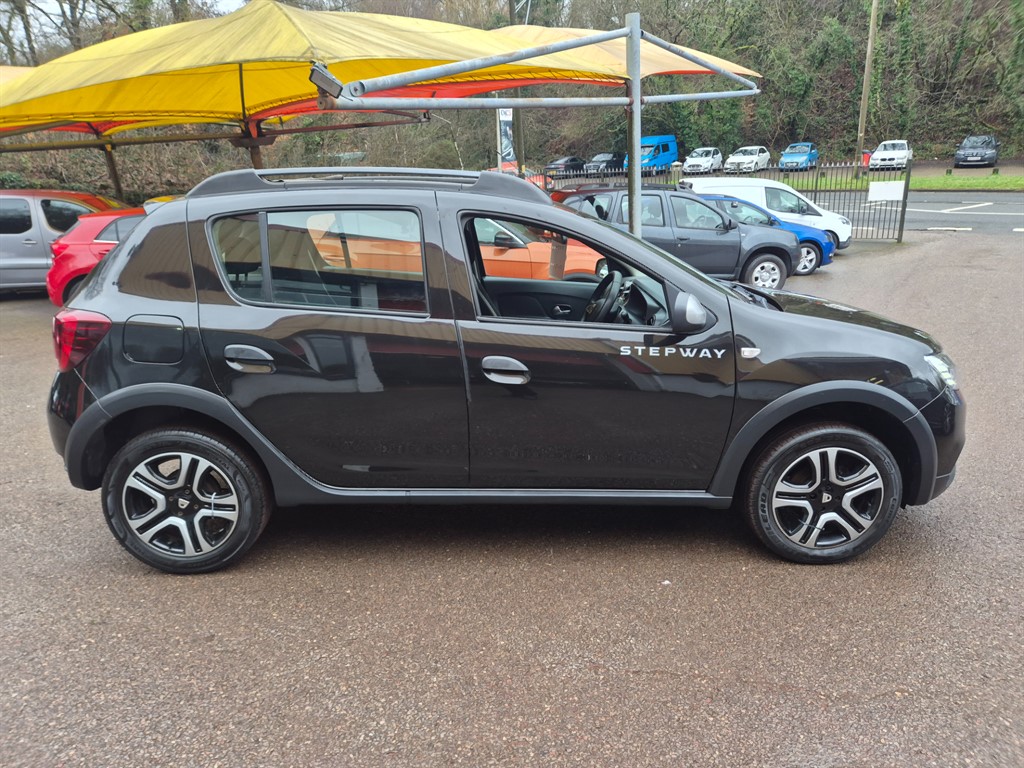 Used Dacia Sandero 2018 for sale - 77367293: Photo 8
