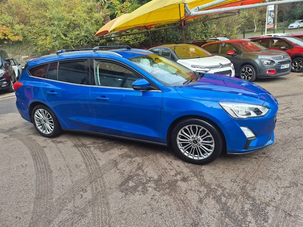 Used Ford Focus 2019 for sale - 76302527: Photo 5