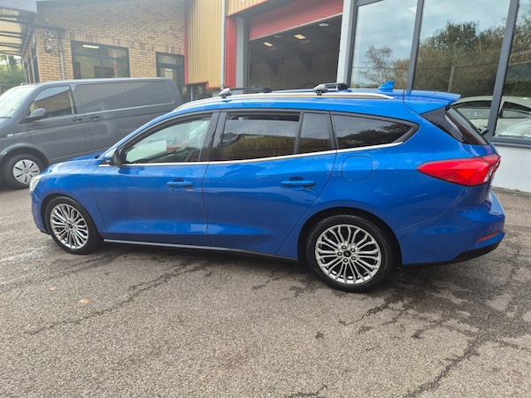 Used Ford Focus 2019 for sale - 76302527: Photo 7
