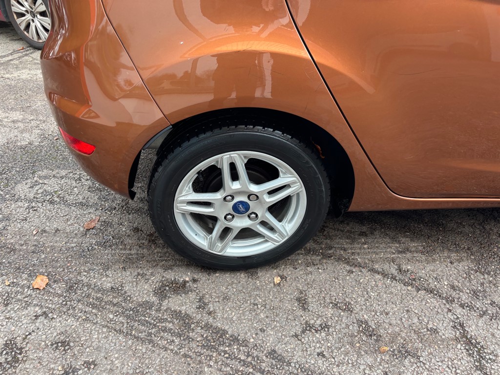 Used Ford Fiesta 2013 for sale - 76415459: Photo 6