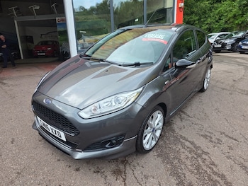 Used Ford Fiesta 2016 for sale - 78804736: Photo