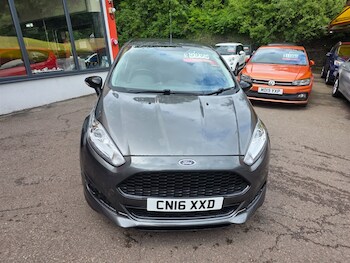 Used Ford Fiesta 2016 for sale - 78804736: Photo