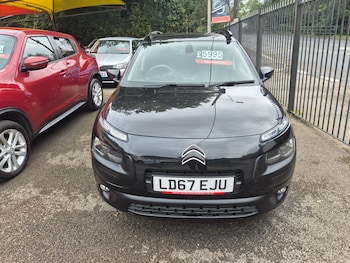 Used Citroen C4 Cactus 2017 for sale - 75997142: Photo