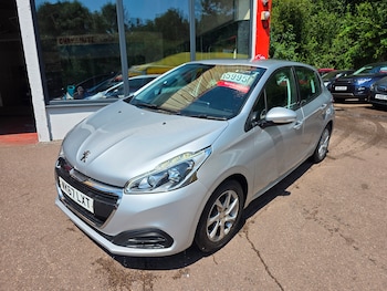 Used Peugeot 208 2017 for sale - 79232228: Photo