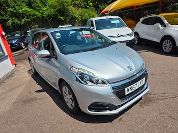 Used Peugeot 208 2017 for sale - 79232228: Photo