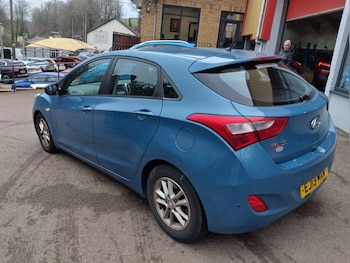Used Hyundai i30 2013 for sale - 77795243: Photo