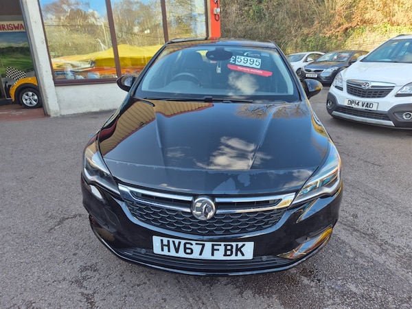 Used Vauxhall Astra 2017 for sale - 75571109: Photo 2