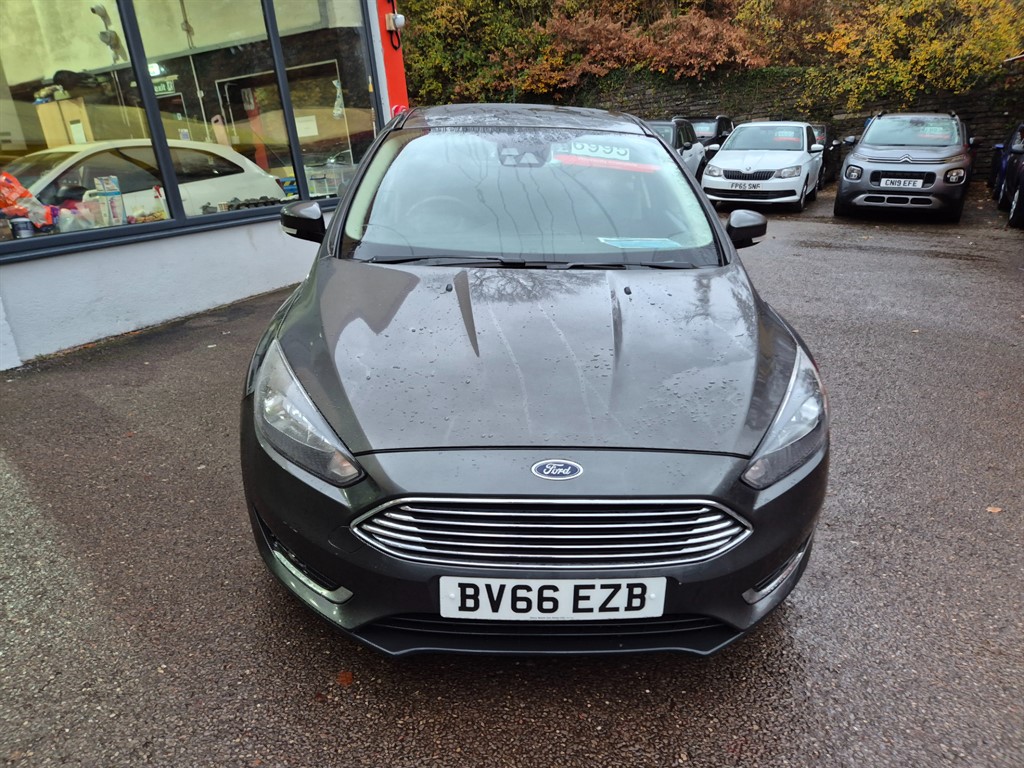 Used Ford Focus 2016 for sale - 76452420: Photo 2