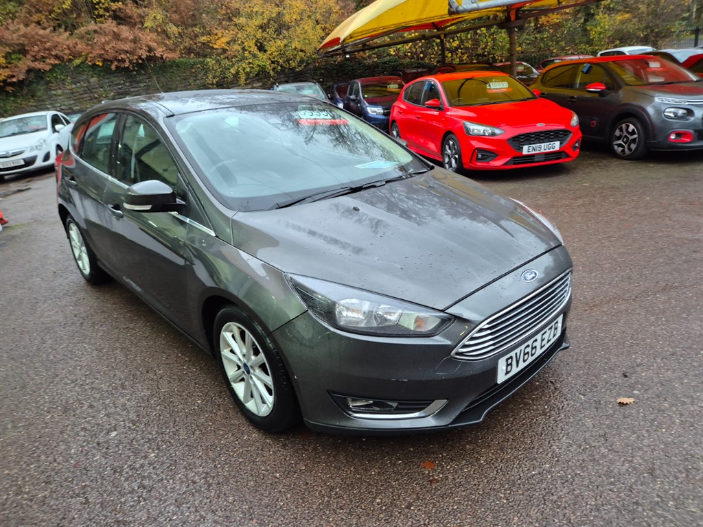 Used Ford Focus 2016 for sale - 76452420: Photo 3