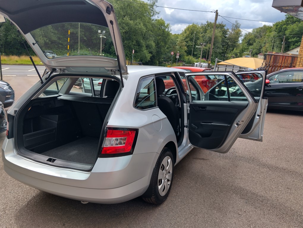 Used Skoda Fabia 2022 for sale - 77336186: Photo 17