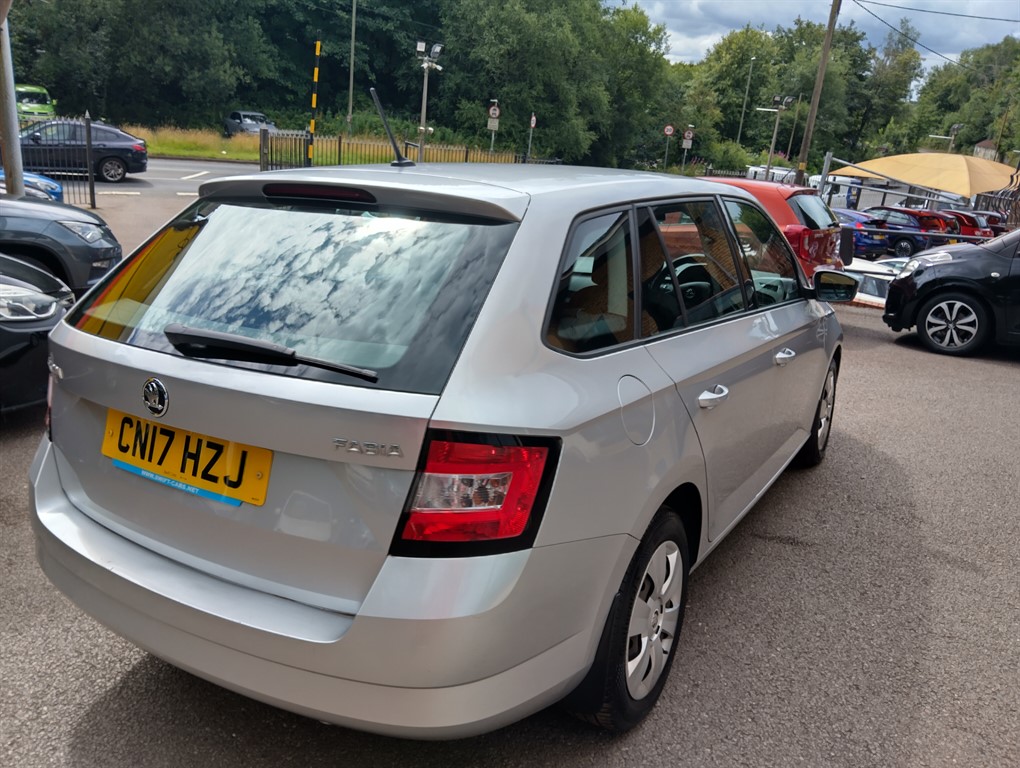 Used Skoda Fabia 2022 for sale - 77336186: Photo 7
