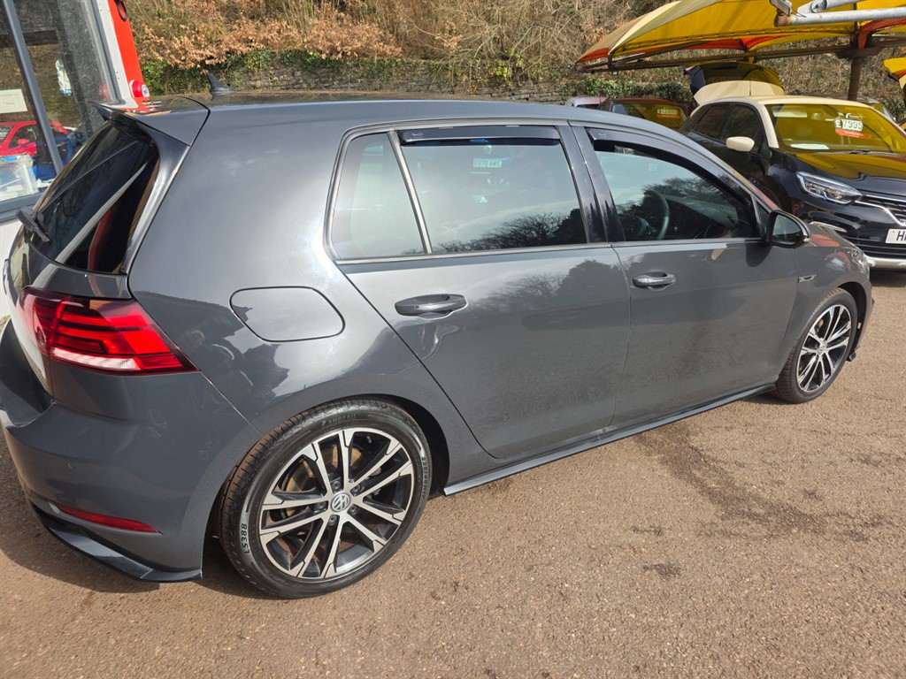 Used Volkswagen Golf 2018 for sale - 77367354: Photo 20