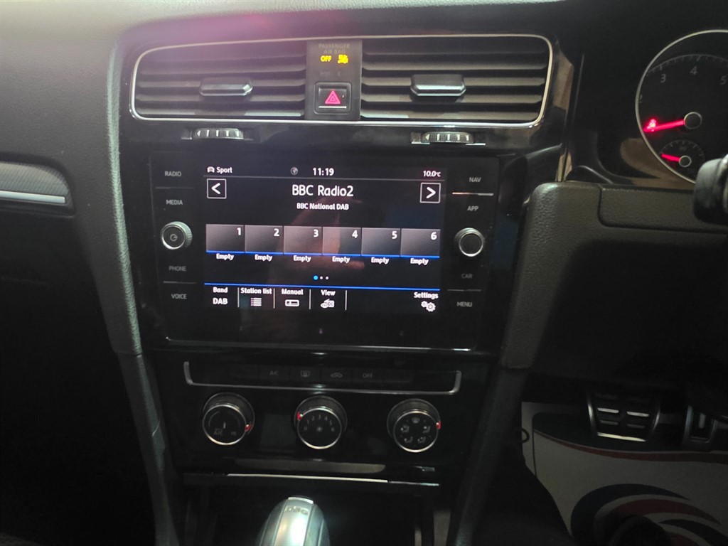 Used Volkswagen Golf 2018 for sale - 77367354: Photo 23