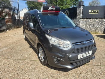 Used Ford Grand Tourneo Connect 2017 for sale - 78958845: Photo