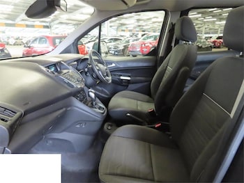 Used Ford Grand Tourneo Connect 2017 for sale - 78830375: Photo