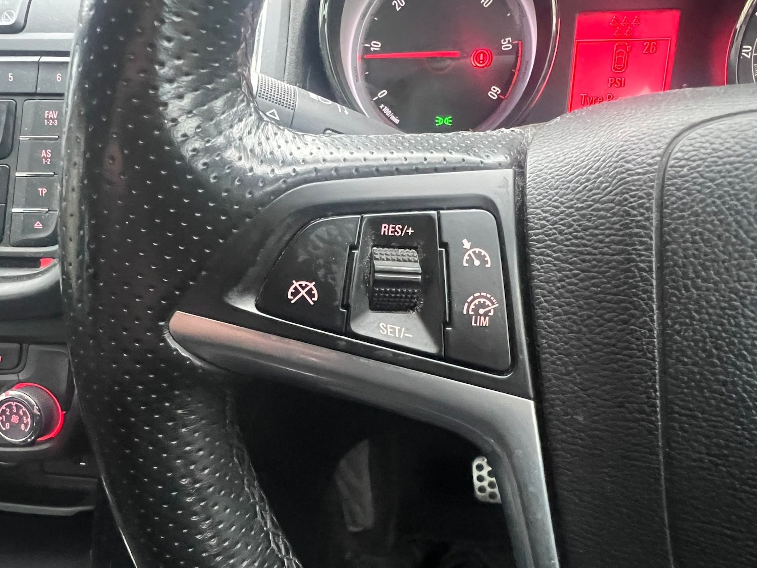 Used Vauxhall Zafira 2016 for sale - 77606867: Photo 12