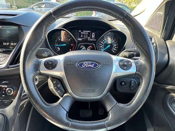 Used Ford Kuga 2016 for sale - 76174258: Photo 25