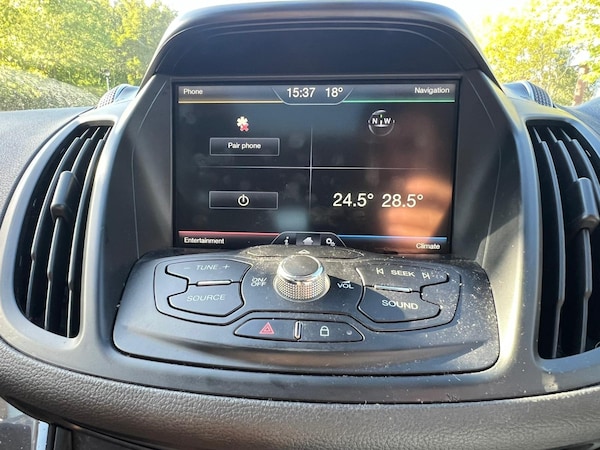 Used Ford Kuga 2016 for sale - 76174258: Photo 32