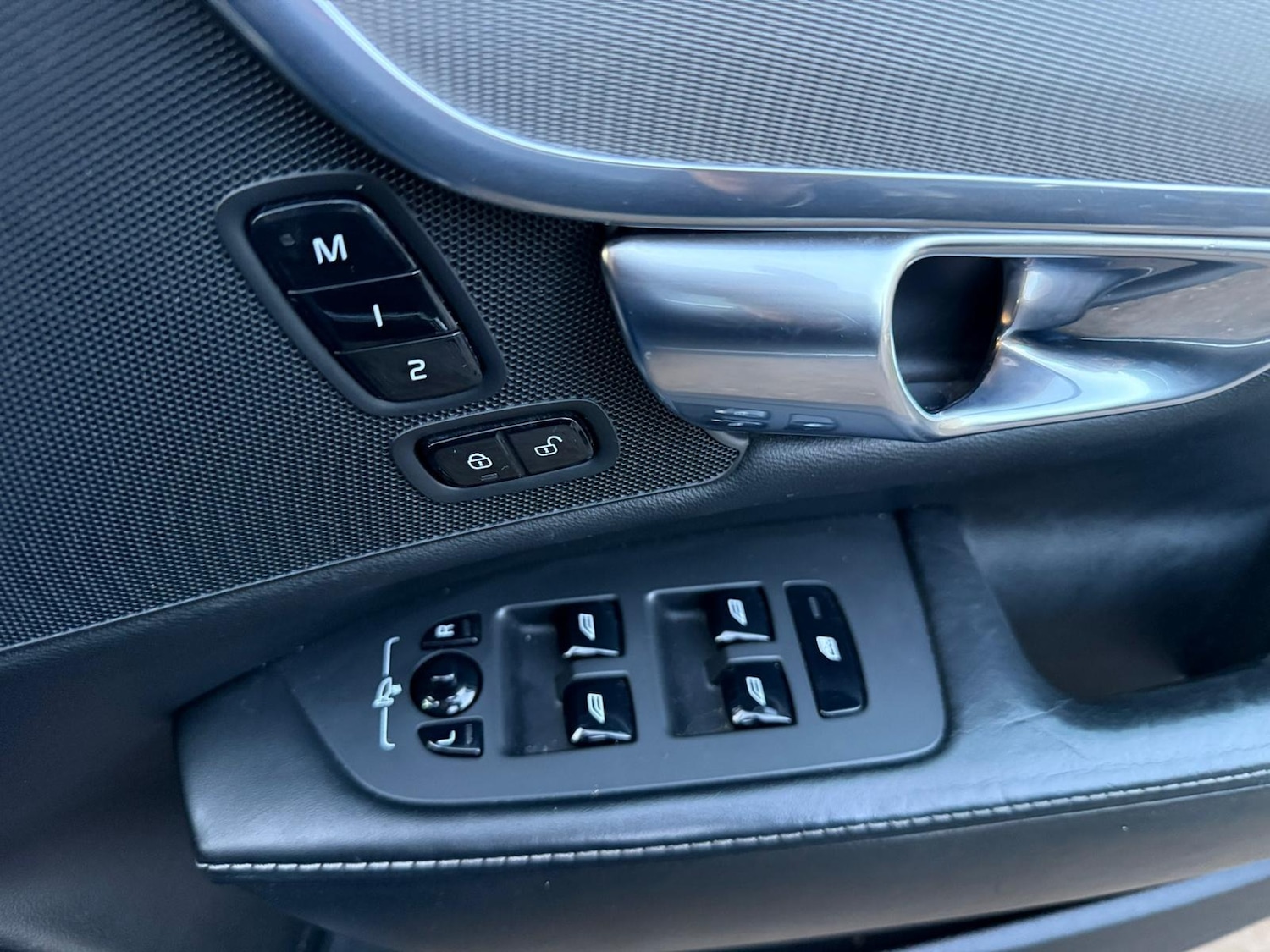 Used Volvo S90 2017 for sale - 77158651: Photo 26