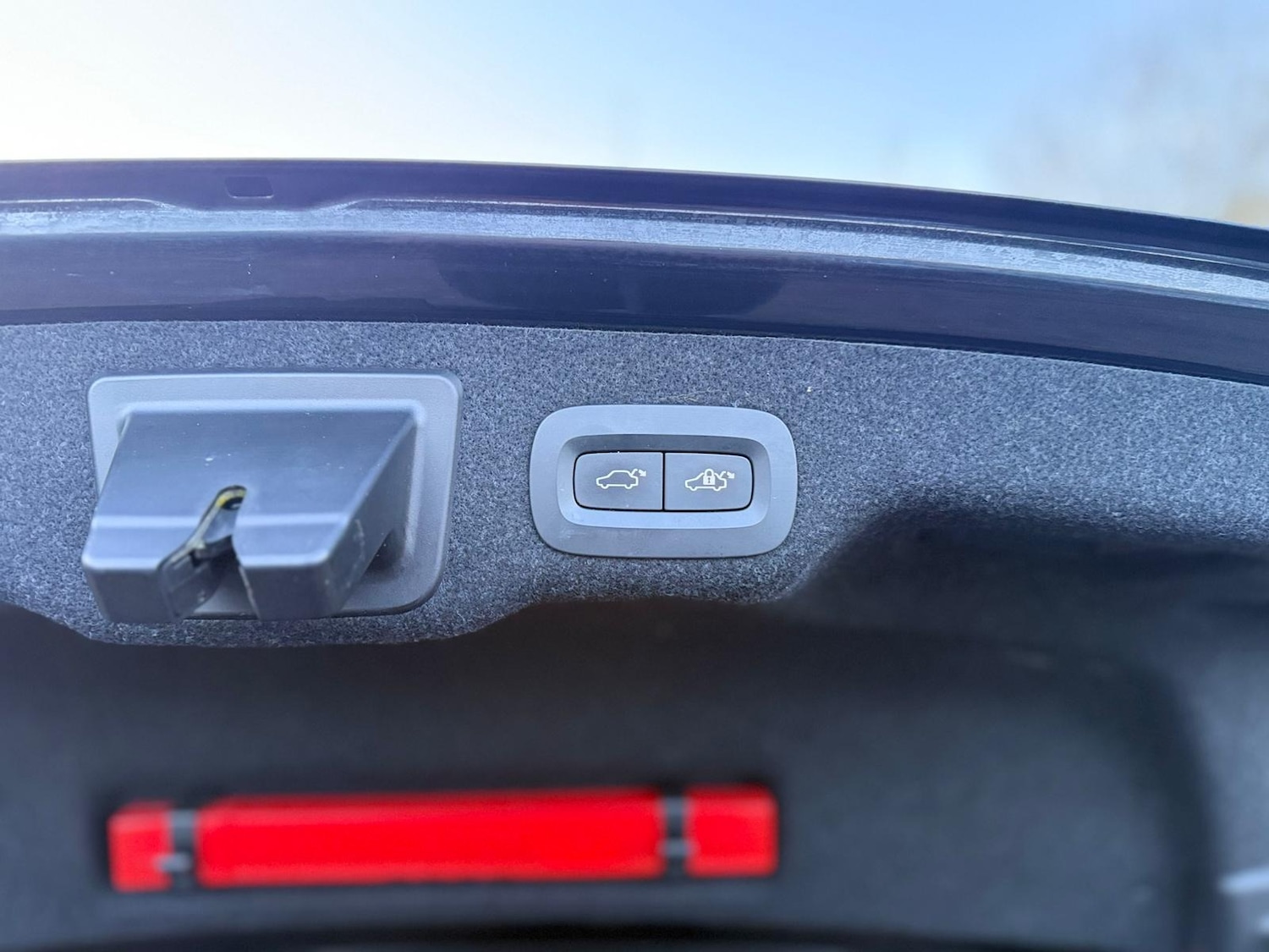 Used Volvo S90 2017 for sale - 77158651: Photo 31