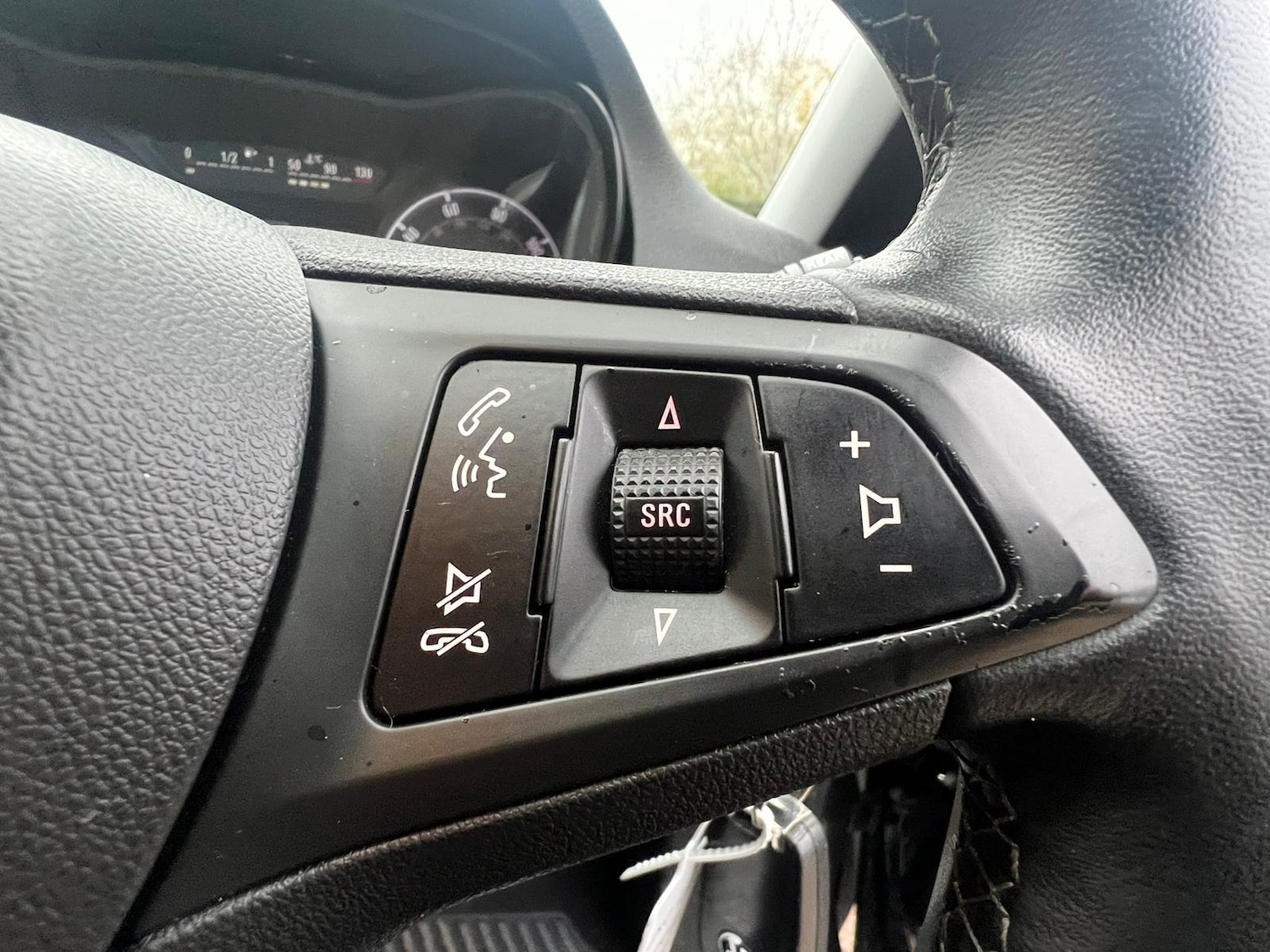 Used Vauxhall Corsa 2015 for sale - 76725972: Photo 39