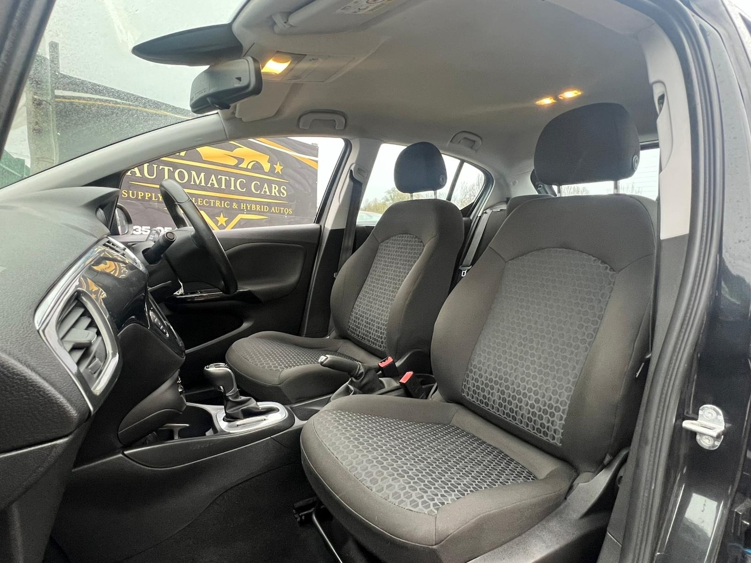 Used Vauxhall Corsa 2015 for sale - 76725972: Photo 42