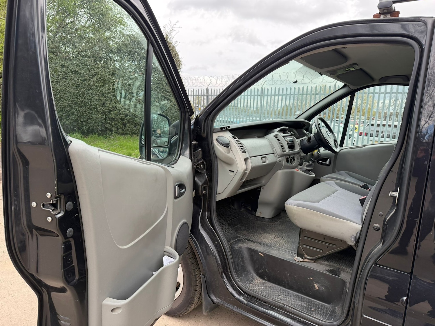 Used Vauxhall Vivaro 2007 for sale - 77998444: Photo 6