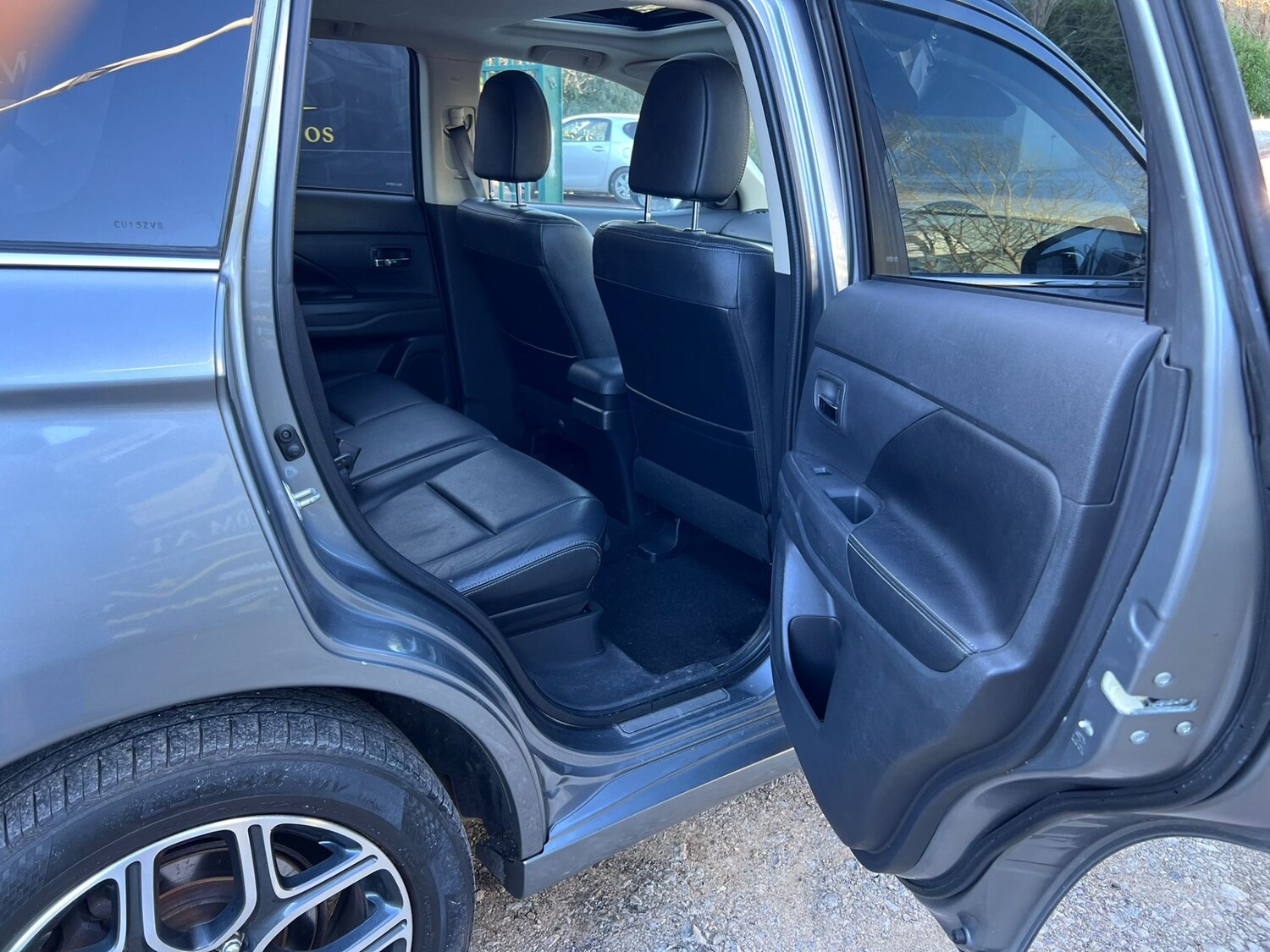 Used Mitsubishi Outlander 2015 for sale - 77113090: Photo 7