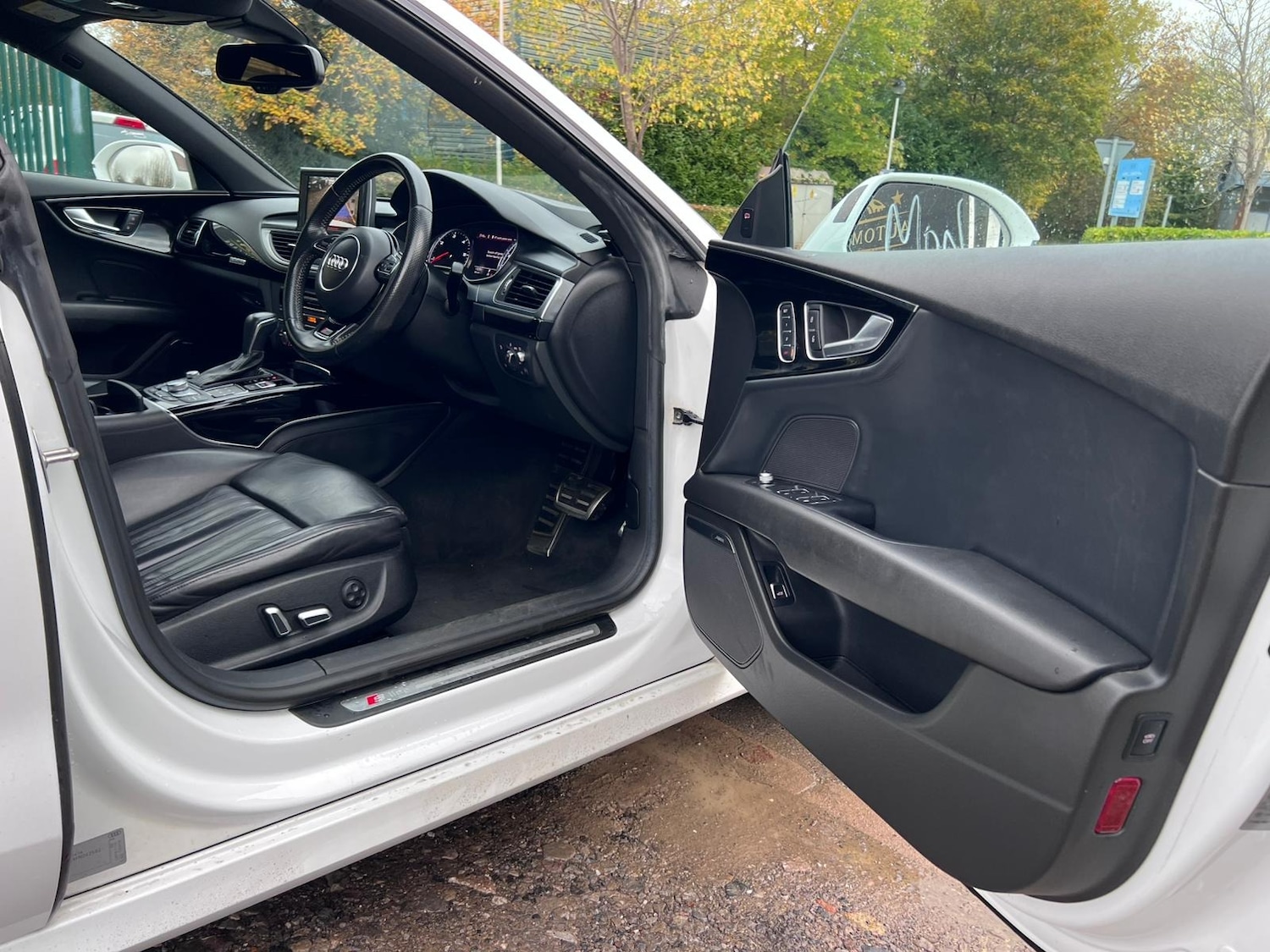 Used Audi A7 2014 for sale - 76547983: Photo 14