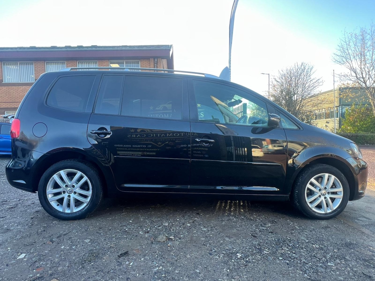 Used Volkswagen Touran 2015 for sale - 76693900: Photo 11