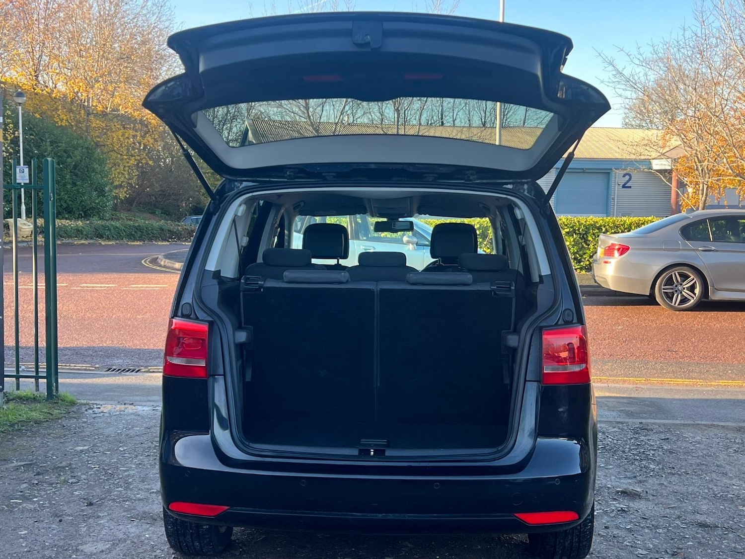 Used Volkswagen Touran 2015 for sale - 76693900: Photo 26