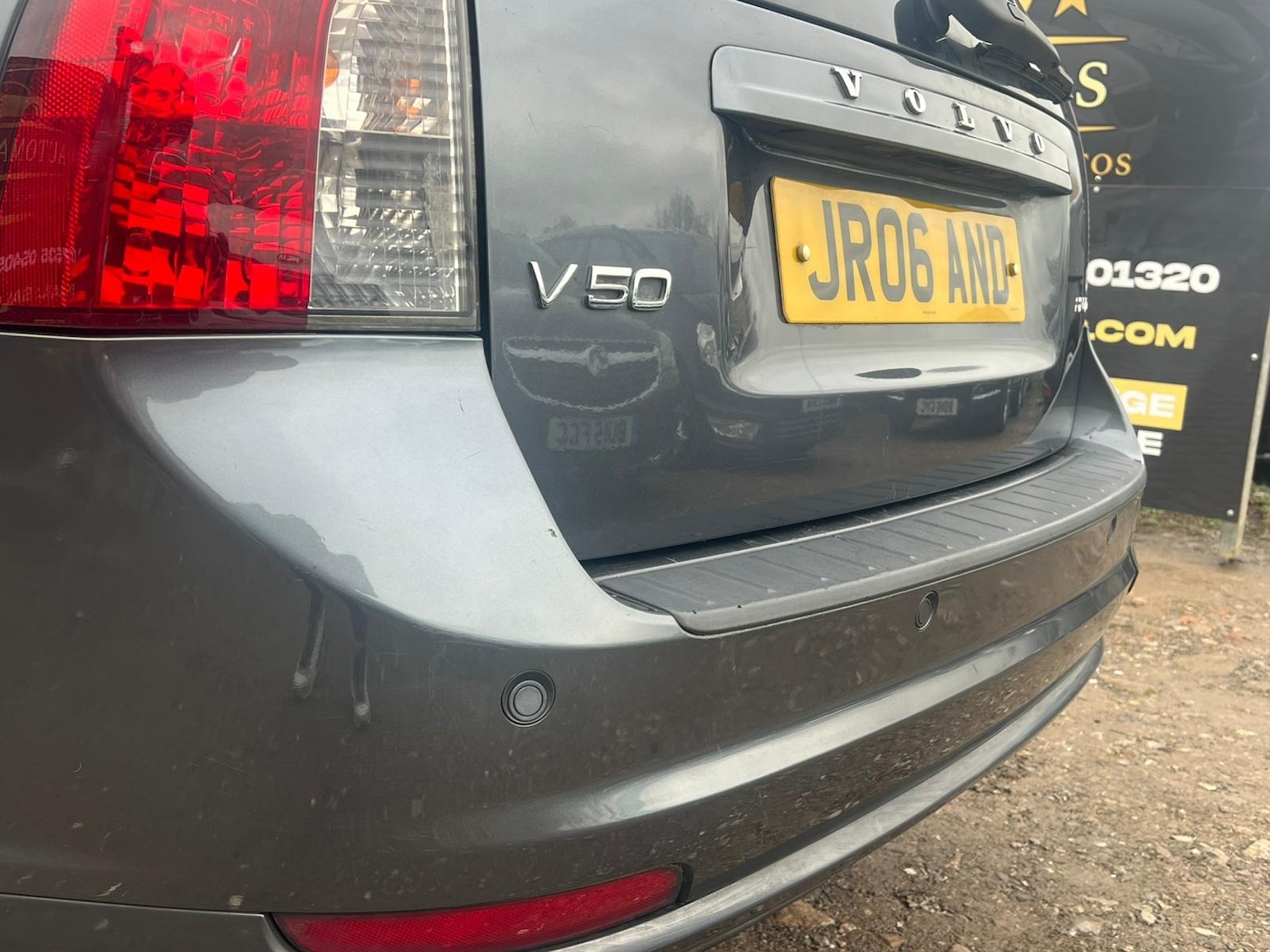 Used Volvo V50 2009 for sale - 76725978: Photo 10