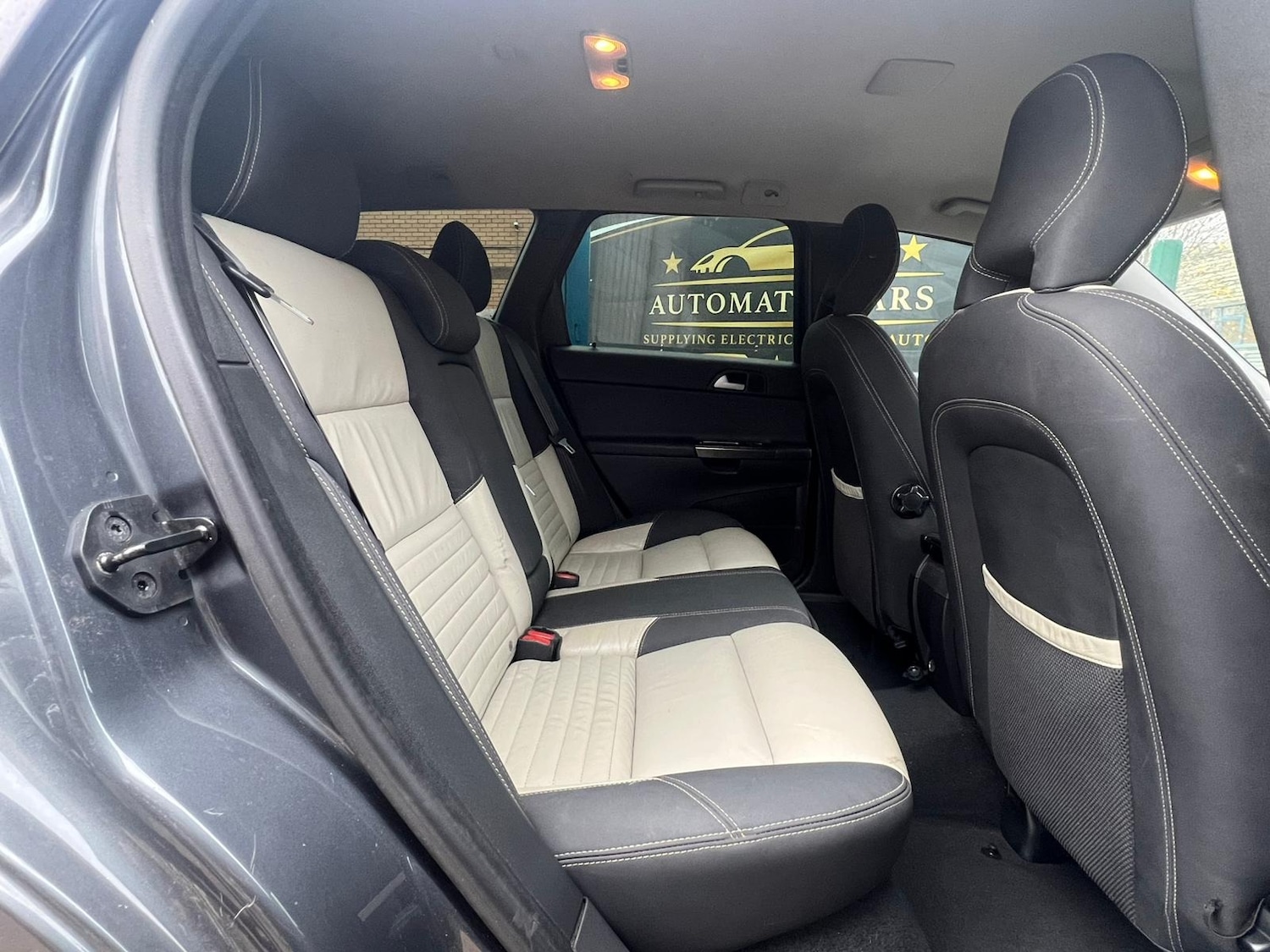 Used Volvo V50 2009 for sale - 76725978: Photo 26