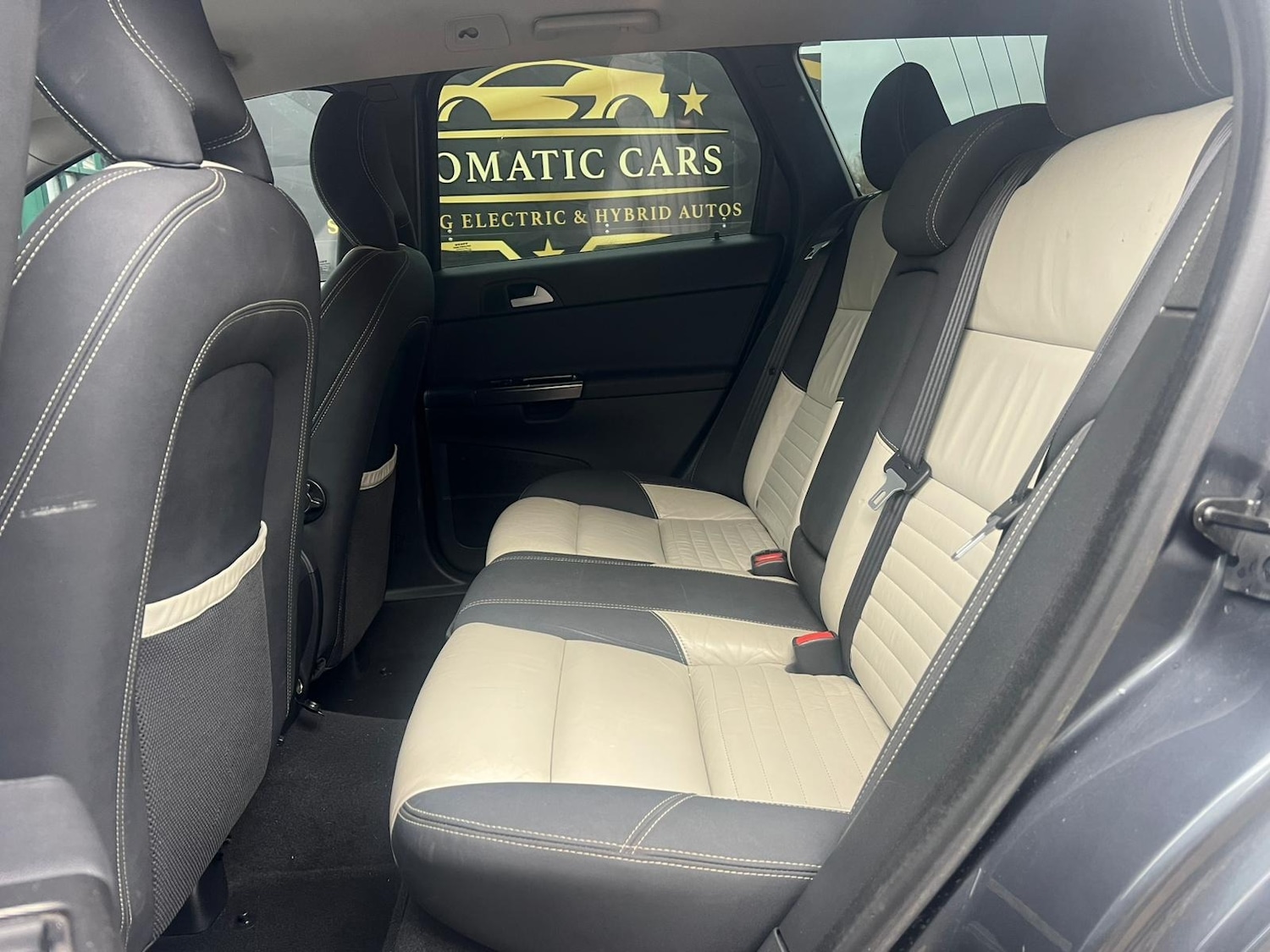 Used Volvo V50 2009 for sale - 76725978: Photo 32