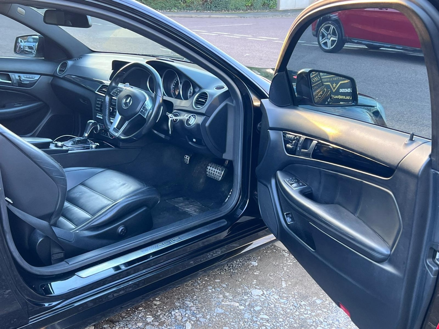 Used Mercedes-Benz C Class 2011 for sale - 77310661: Photo 8