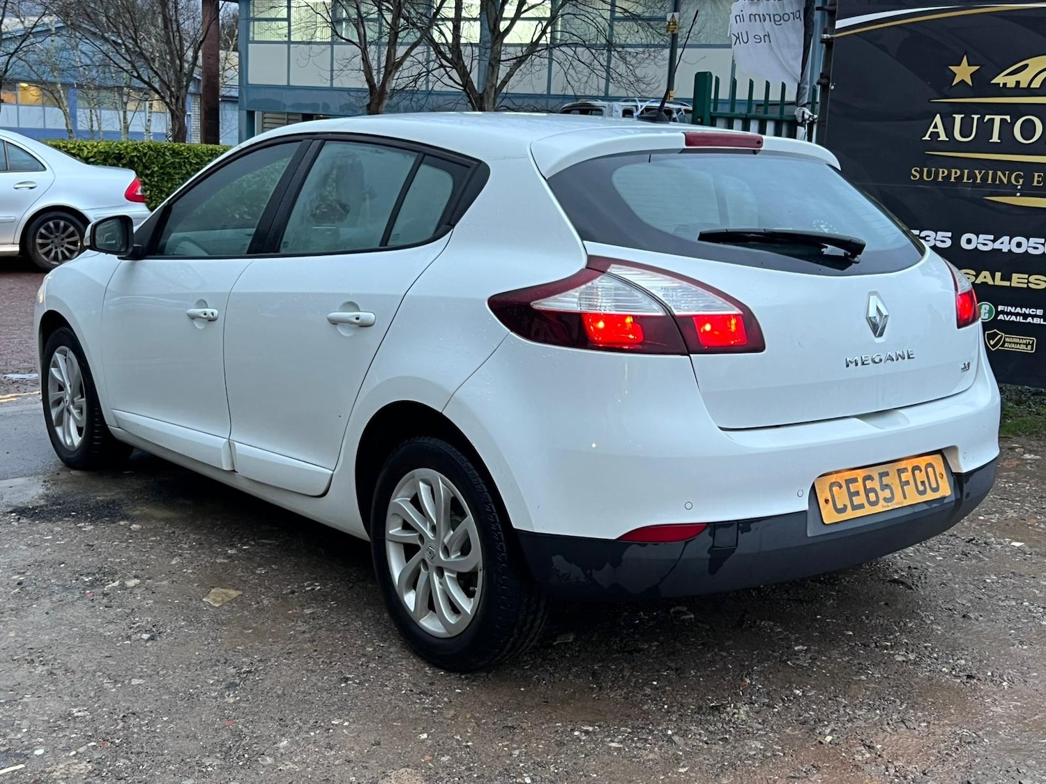 Used Renault Megane 2015 for sale - 77159621: Photo 4