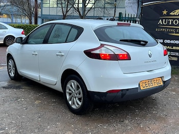 Used Renault Megane 2015 for sale - 77159621: Photo