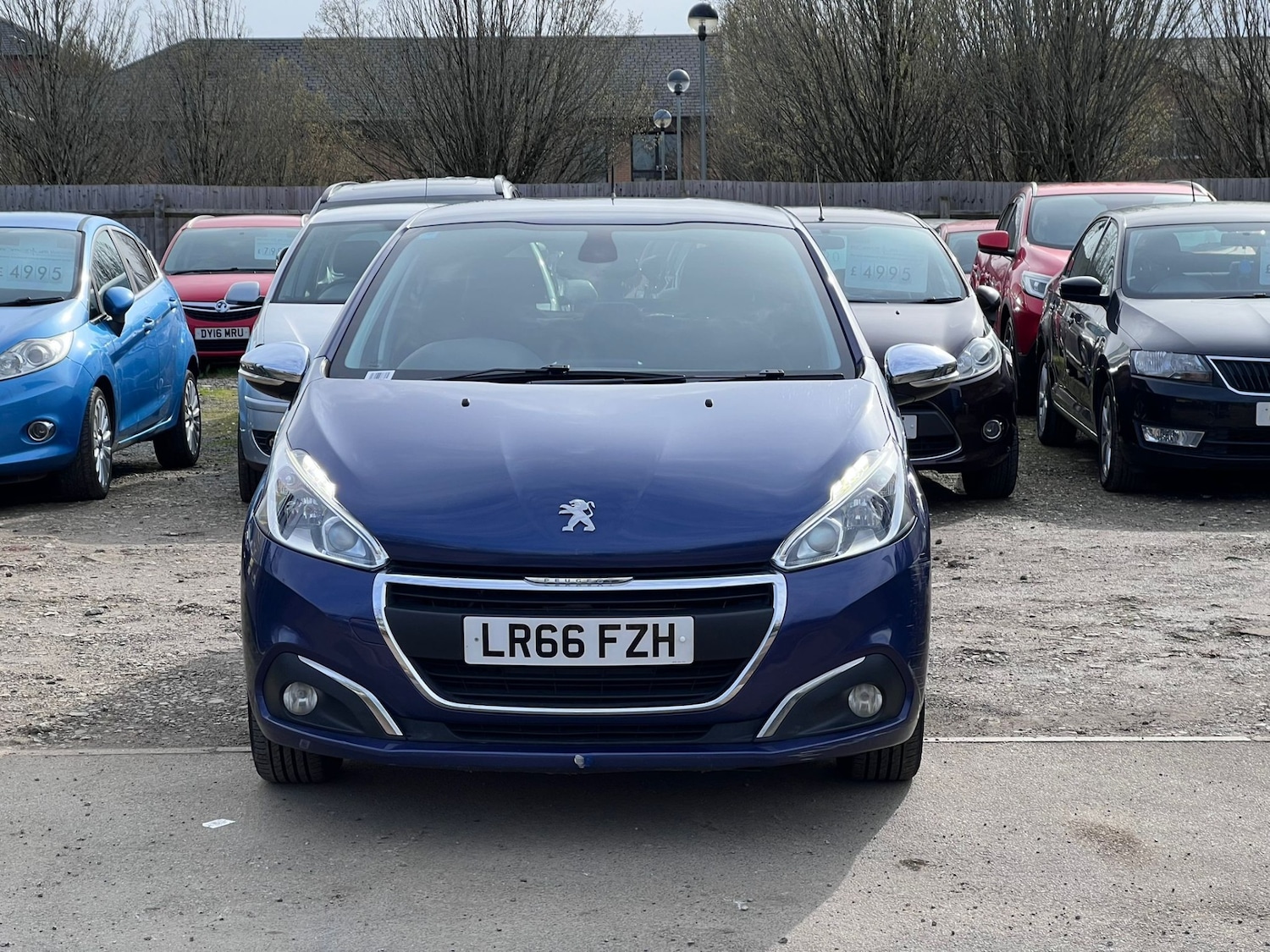 Used Peugeot 208 2016 for sale - 77819110: Photo 2